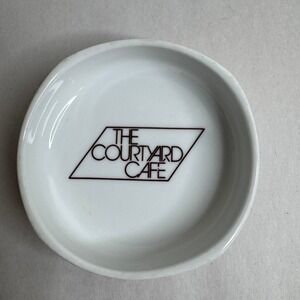 Rosenthal Studio-linie Germany The Courtyard Cafe Ashtray White Porcelain Dish